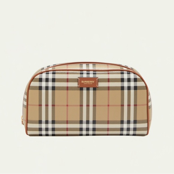 Burberry Handbags - BURBERRY | Clutch Pouch